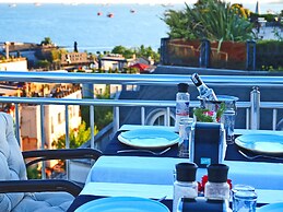 Sunrise Hotel