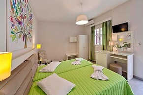 Paradise Rooms