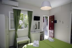 Paradise Rooms