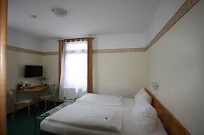 Hotel Classic Inn
