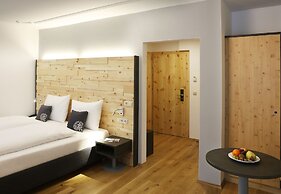 JUFA Alpenhotel Saalbach