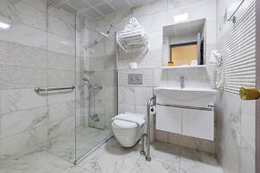 Hanedan Beach Hotel