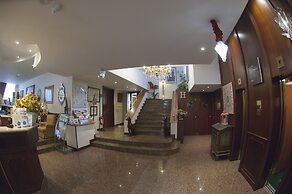 Hotel Bristol