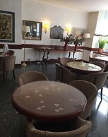 Hotel Bristol
