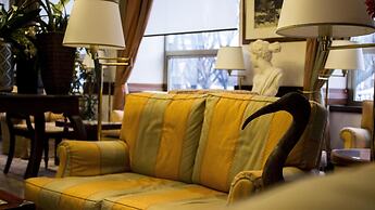 Hotel Bristol