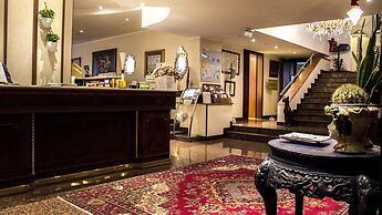 Hotel Bristol