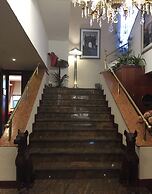 Hotel Bristol