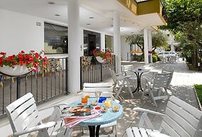 Hotel Diana