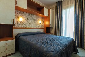 Hotel River