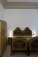 Casa Rovai Guest House