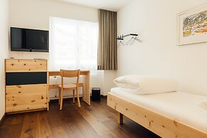 Hotel Kruezli