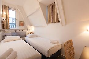 Townhouse Hotel