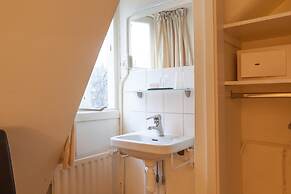 Townhouse Hotel
