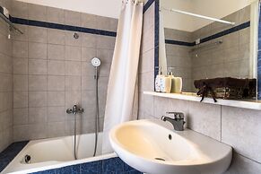 Irigeneia Hotel