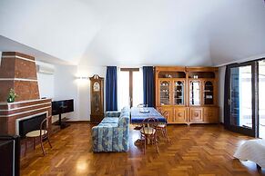 Hotel La Piazzetta