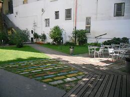 La Controra Hostel