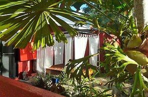Mai Tai Resort