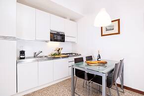 Ca' Foscolo Residence