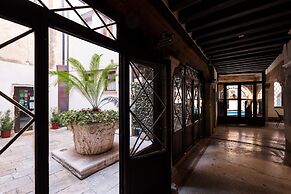 Ca' Foscolo Residence
