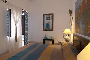 Riad Karmela