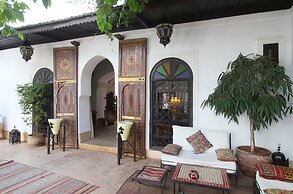Riad Karmela