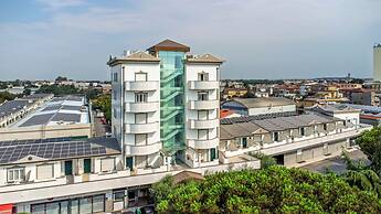 Arcom Palace
