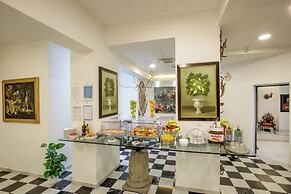 Arcom Palace