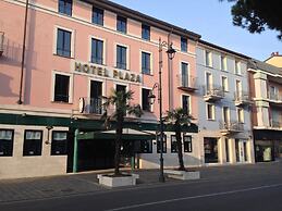 Plaza