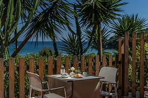 Summit Hotel