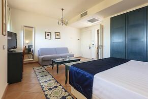 Summit Hotel