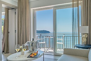 Summit Hotel