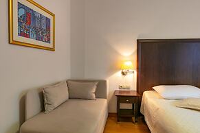 Hotel Croatia