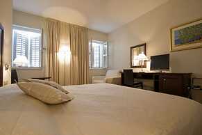 Hotel Croatia