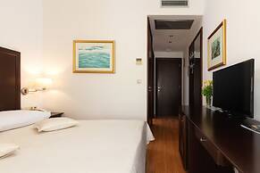 Hotel Croatia