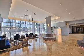 Arena Hotel Holiday