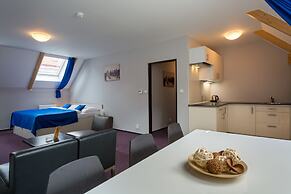 Hotel Adeba