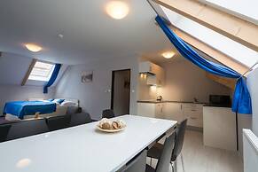Hotel Adeba