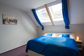 Hotel Adeba