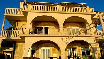 Villa PaPe