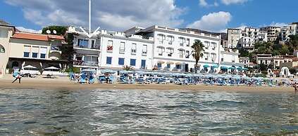 Hotel Aurora