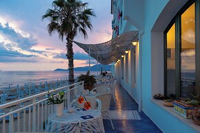 Hotel Aurora
