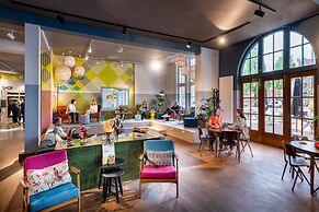 Stayokay Amsterdam Oost - Hostel