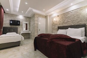 Melrose House Hotel
