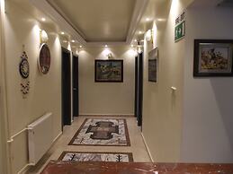 Hotel Hal - Tur