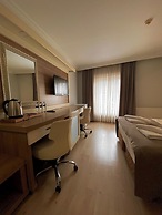Kafkas Hotel