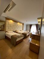 Kafkas Hotel