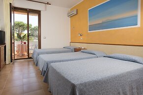 Hotel Oasis