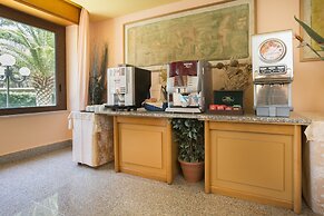 Hotel Oasis