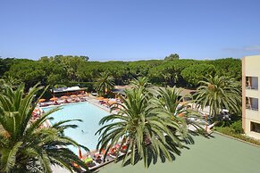 Hotel Oasis