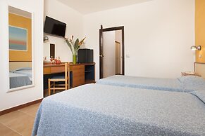 Hotel Oasis